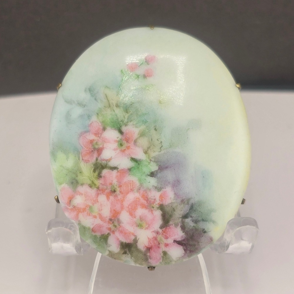 Vintage Estate Brooch Pin Multi Color Hand Painted Porcelain Floral Oval 2in